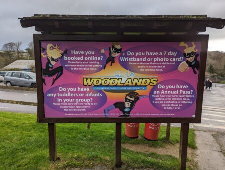 Woodlands Park Sign