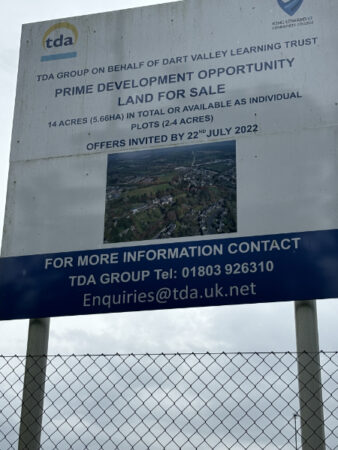 Kevicc Lower Field Sign