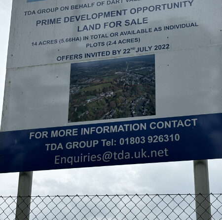 Kevicc Lower Field Sign