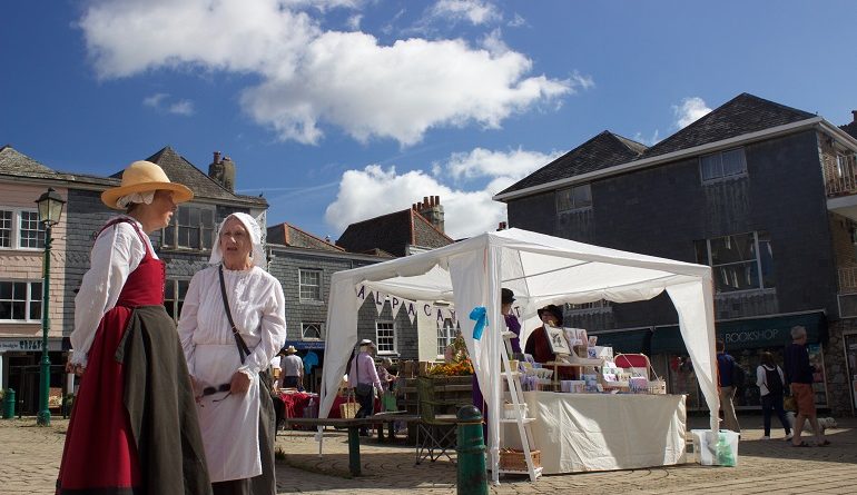 Totnes Elizabethan Market