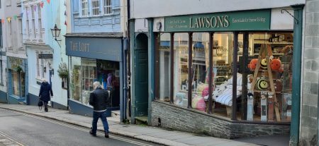 Lawsons Totnes - Image by Peter Shearn