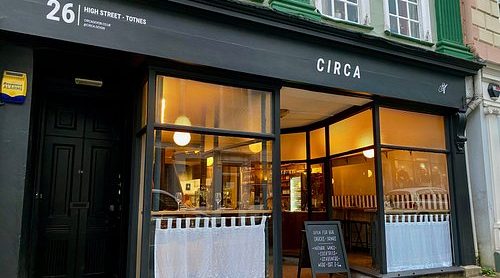Circa Totnes shop-front