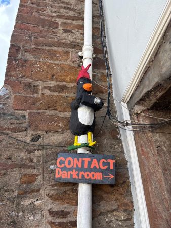 contact darkroom