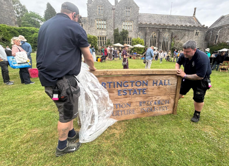 Antiques Roadshow - Old Dartington Sign - image by Zoe Clough